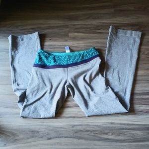 Ivivva yoga pants